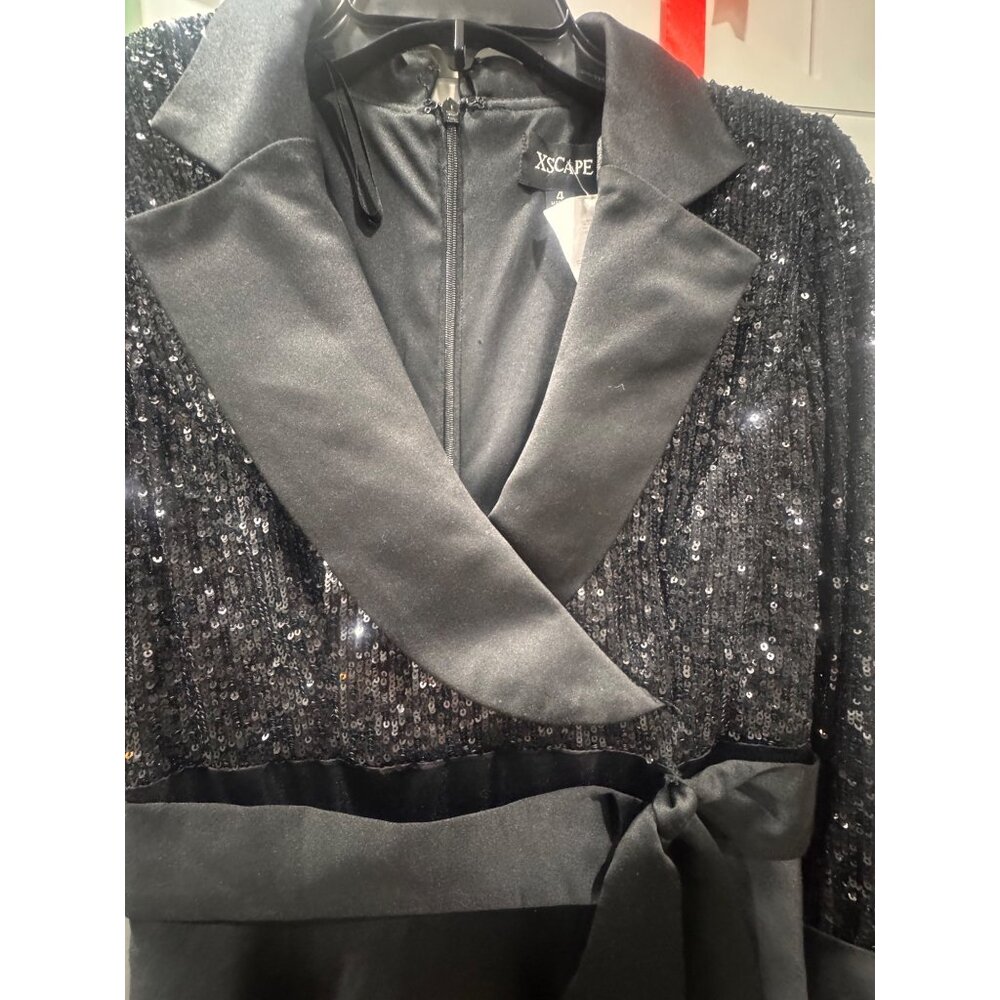 Xscape Black Sequin-Embellished Gown With Satin Collar & Belt Size 4 Long Sleeve - Picture 5 of 7